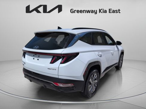 Used 2022 Hyundai Tucson Blue AWD/4WD image 6