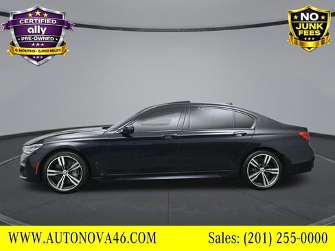 Used 2019 BMW 750i image 3