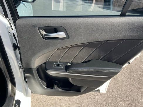 Used 2020 Dodge Charger Scat Pack image 25