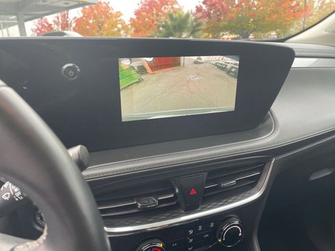 Used 2025 Buick Encore GX Preferred image 17