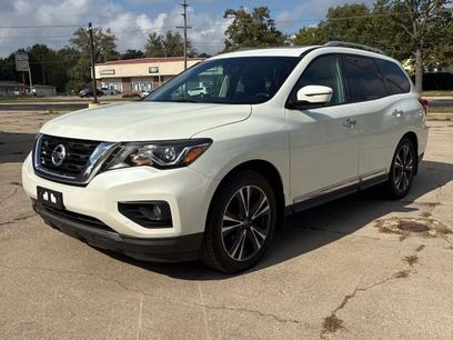 Used 2017 Nissan Pathfinder Platinum w/ Cargo Package