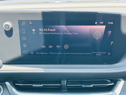 Used 2025 Buick Envista Preferred FWD image 17