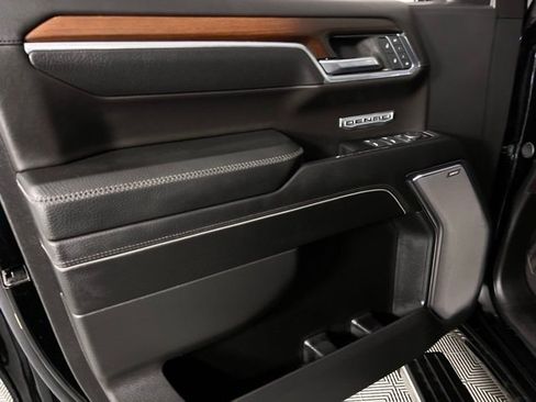 Used 2024 GMC Sierra 1500 Denali w/ Denali Reserve Package image 30