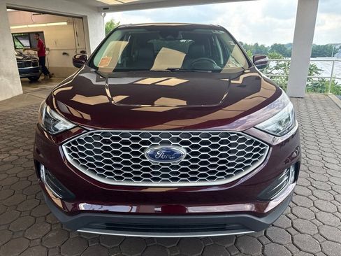 Used 2023 Ford Edge SEL w/ Convenience Package AWD/4WD image 2