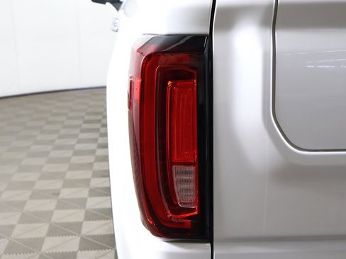Used 2019 GMC Sierra 1500 Denali w/ Technology Package image 21