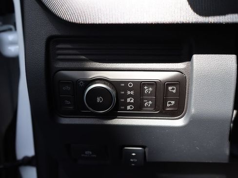 New 2026 Ford F350 Platinum AWD/4WD image 36