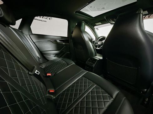 Used 2023 Audi S4 Premium Plus w/ Premium Plus Package image 29