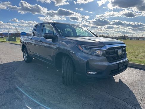 Used 2025 Honda Ridgeline RTL image 13