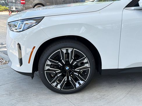 Used 2026 BMW X3 xDrive30i w/ Premium Package AWD/4WD image 13