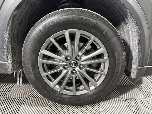 Used 2017 MAZDA CX-5 Touring image 10