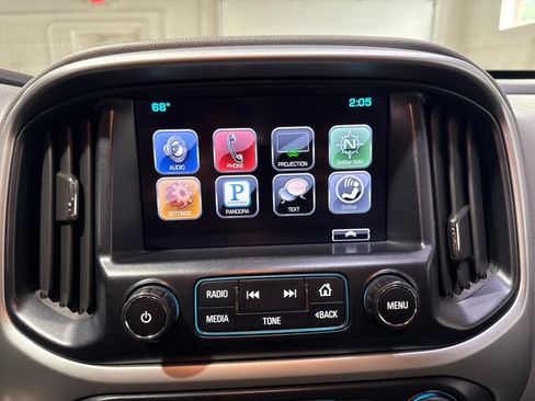 Used 2016 Chevrolet Colorado LT w/ LT Convenience Package RWD image 16