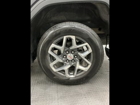 Used 2024 GMC Sierra 1500 SLE w/ Preferred Package AWD/4WD image 37