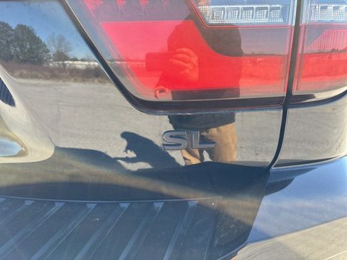 Used 2022 Nissan Armada SL w/ Midnight Edition Package image 32