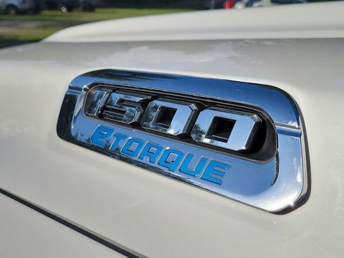 Used 2022 RAM 1500 Big Horn AWD/4WD image 7