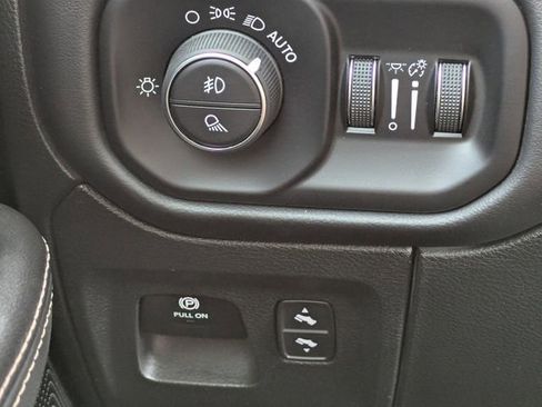 Certified 2024 RAM 1500 Limited AWD/4WD image 18