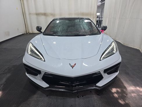 Used 2021 Chevrolet Corvette Stingray Premium Cpe w/ Z51 Performance Package RWD image 2