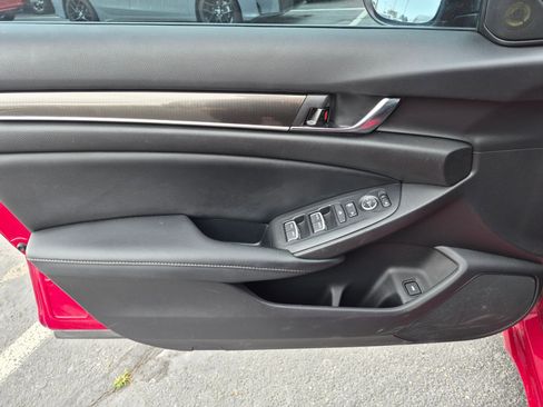 Used 2022 Honda Accord Sport image 14