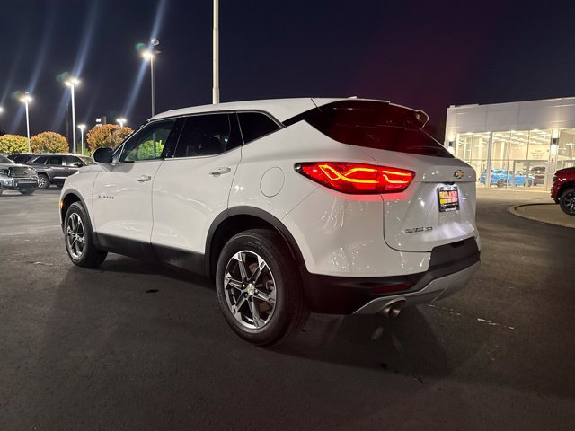 Used 2025 Chevrolet Blazer LT AWD/4WD image 5