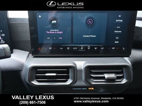 Used 2024 Ford Mustang Coupe image 11