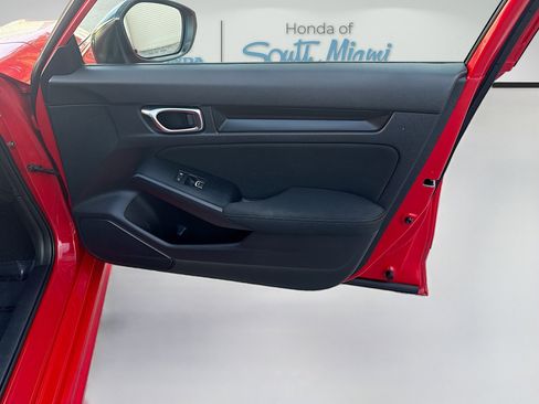 Used 2023 Honda Civic Sport image 32