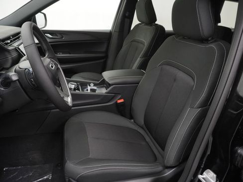 New 2026 Jeep Grand Cherokee L 4WD image 15