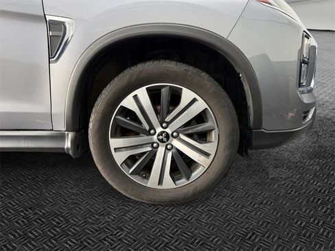 Used 2021 Mitsubishi Outlander Sport SE image 11