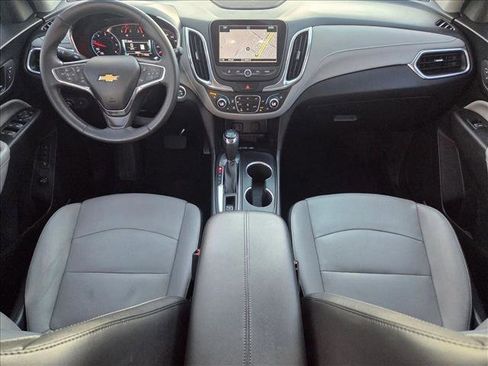 Used 2018 Chevrolet Equinox Premier image 18