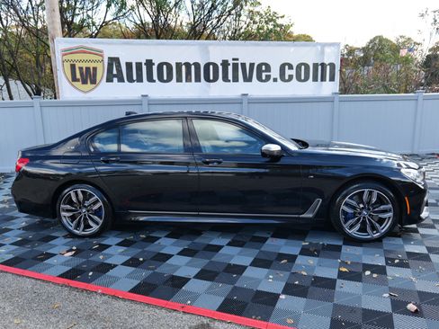 Used 2018 BMW M760i xDrive M760i xDrive Sedan image 4