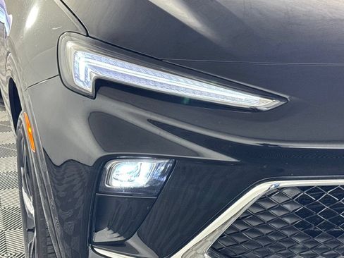 Certified 2025 Buick Encore GX Sport Touring w/ Advanced Technology Package AWD/4WD image 43