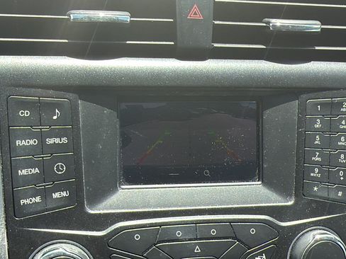 Used 2017 Ford Fusion SE FWD image 33