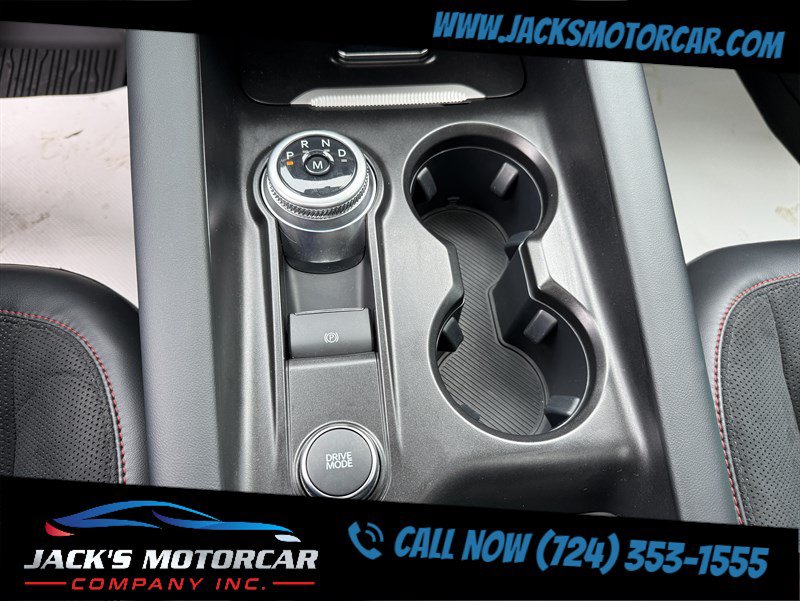 Used 2025 Ford Explorer ST AWD/4WD image 31