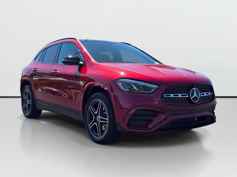 Used 2026 Mercedes-Benz GLA 250 4MATIC image 8