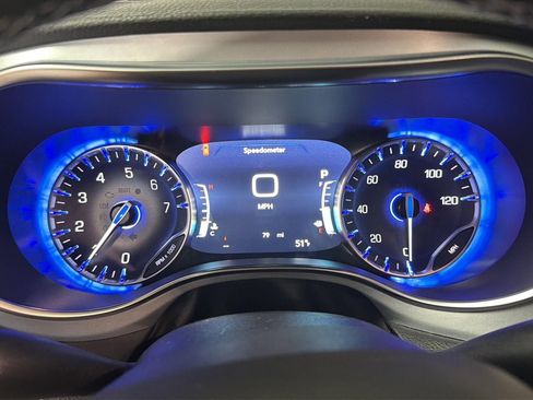 New 2026 Chrysler Pacifica Limited image 18