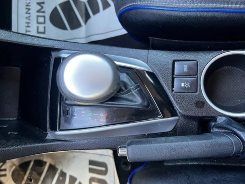 Used 2019 Toyota Corolla SE FWD image 19