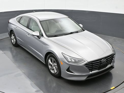 Certified 2023 Hyundai Sonata SE w/ Cargo Package FWD image 33