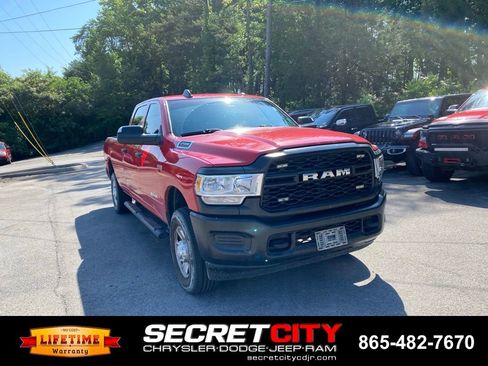 Used 2022 RAM 2500 Tradesman AWD/4WD image 3