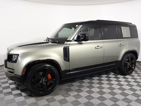 Used 2020 Land Rover Defender 110 X AWD/4WD image 2