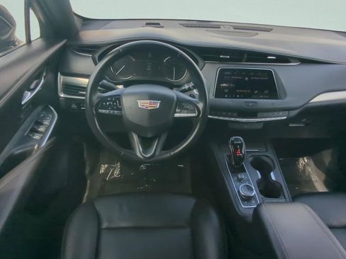 Used 2020 Cadillac XT4 Premium Luxury FWD image 11