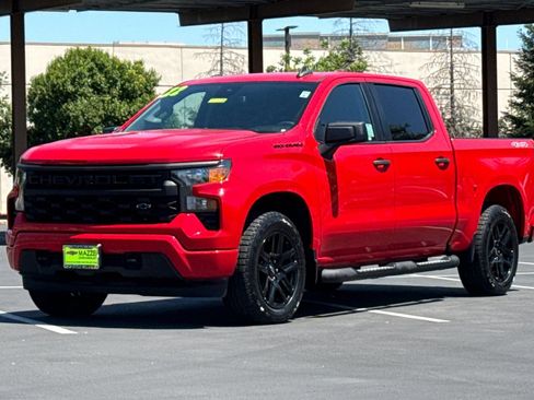 Used 2022 Chevrolet Silverado 1500 Custom w/ LPO, Dark Essentials Package AWD/4WD image 16