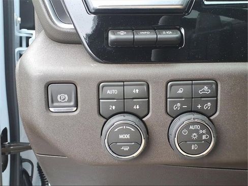 New 2026 Chevrolet Silverado 1500 LTZ w/ LTZ Premium Package image 14