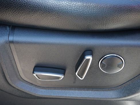 Used 2018 Ford F150 Lariat image 22