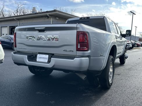 New 2026 RAM 3500 Limited AWD/4WD image 18