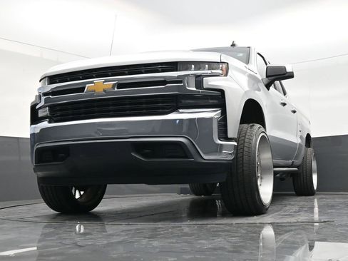 Used 2020 Chevrolet Silverado 1500 LT AWD/4WD image 27