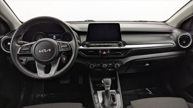 Used 2022 Kia Forte LXS w/ LXS Technology Package FWD image 26
