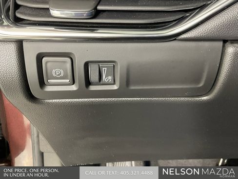 Used 2023 Cadillac XT4 Premium Luxury w/ Cold Weather Package image 40