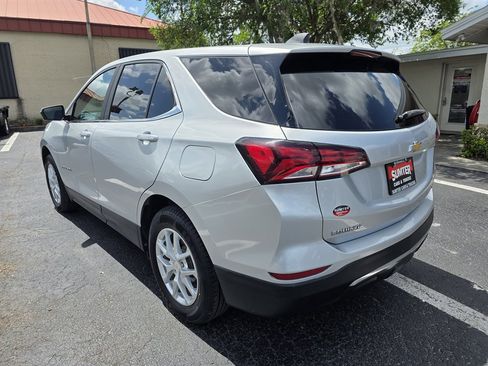 Used 2022 Chevrolet Equinox LT image 3