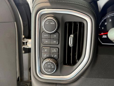 Certified 2022 Chevrolet Silverado 1500 LT Trail Boss w/ LT Trail Boss Premium Package image 18