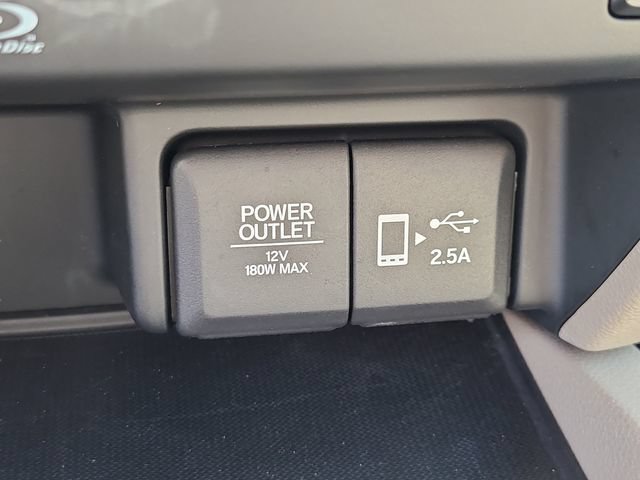 Used 2019 Honda Pilot Touring image 34