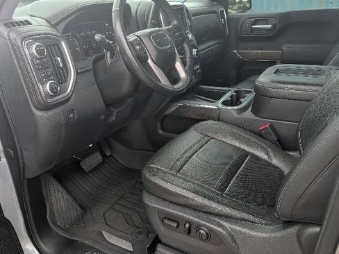Used 2020 GMC Sierra 1500 Denali w/ Denali Ultimate Package AWD/4WD image 16