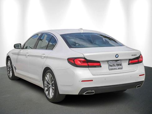 Certified 2023 BMW 530i w/ Convenience Package RWD image 4
